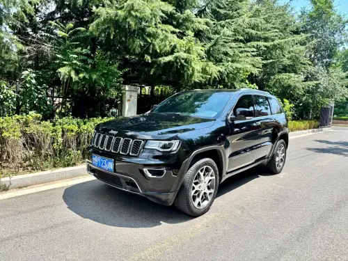 Jeep Grand Cherokee, 2022
