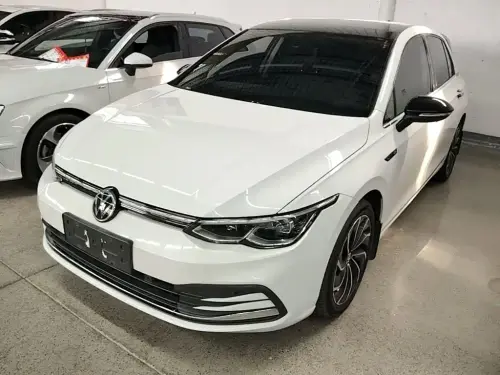 Volkswagen Golf, 2021