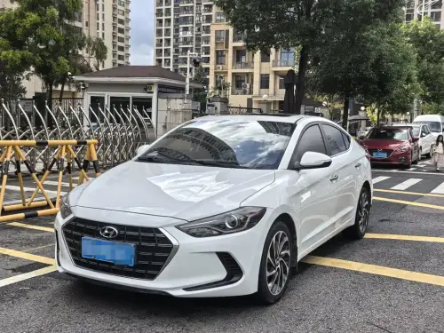 Hyundai Elantra, 2020