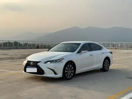 Lexus ES, 2024