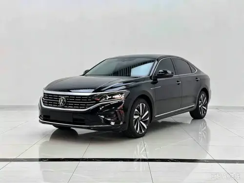 Volkswagen Passat, 2023