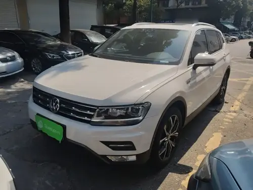 Volkswagen Tiguan, 2020