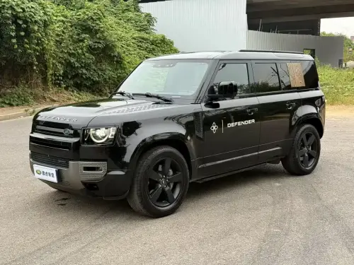 Land Rover Defender, 2023