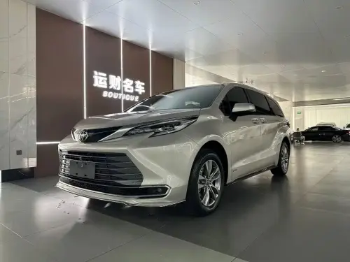 Toyota Sienna, 2024