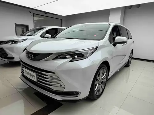 Toyota Sienna, 2024