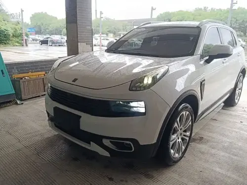 Lynk & Co 01, 2020
