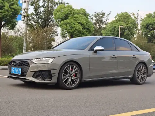 Audi S4, 2022
