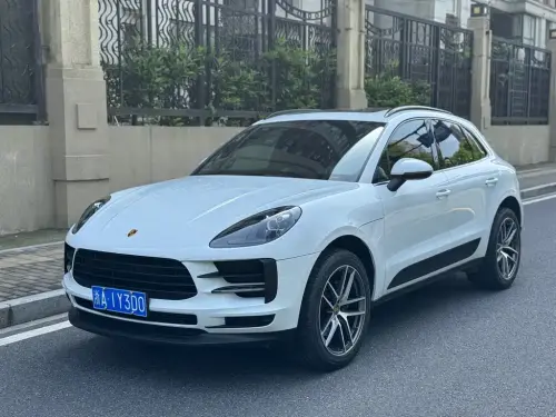 Porsche Macan, 2021
