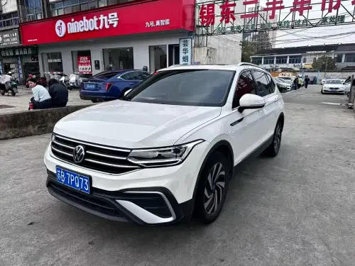 Volkswagen Tiguan, 2022