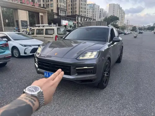 Porsche Cayenne, 2026
