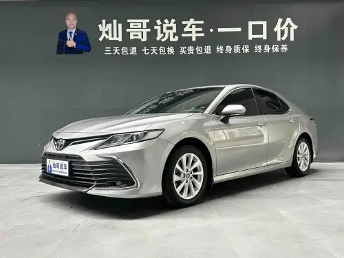 Toyota Camry, 2022