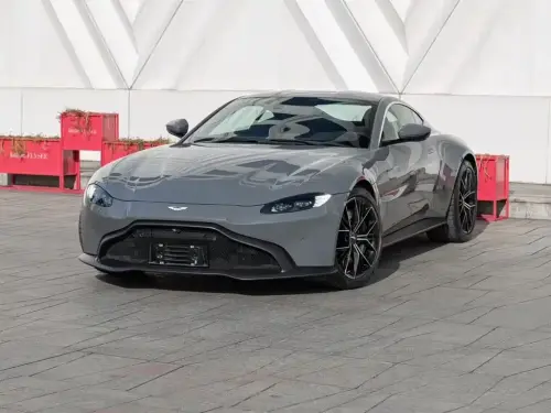 Aston Martin V8 Vantage, 2022