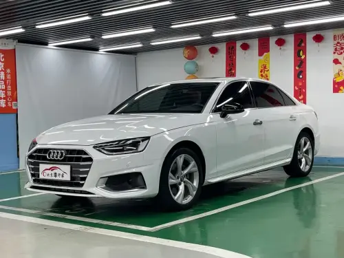 Audi A4, 2021