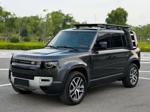 Land Rover Defender, 2024