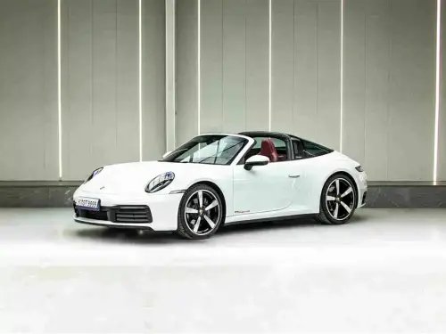 Porsche 911, 2023