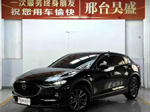 Mazda CX-4, 2022