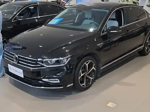 Volkswagen Magotan, 2023