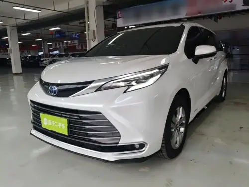 Toyota Sienna, 2022