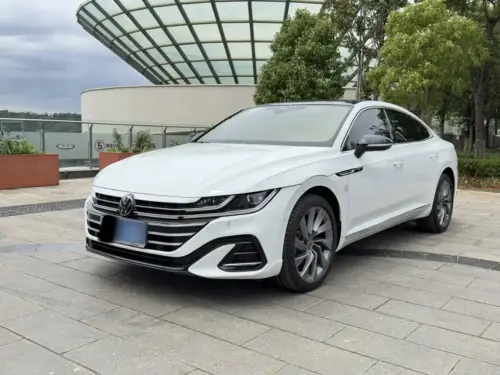 Volkswagen CC, 2024
