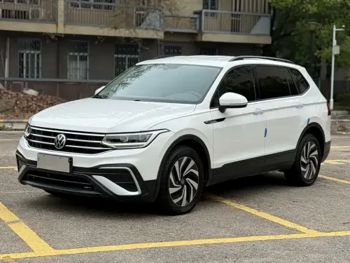 Volkswagen Tiguan, 2022