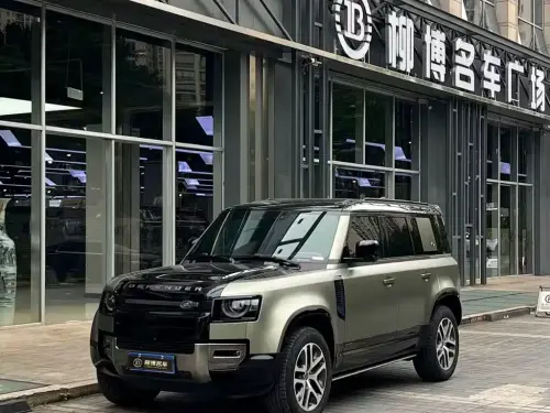 Land Rover Defender, 2021