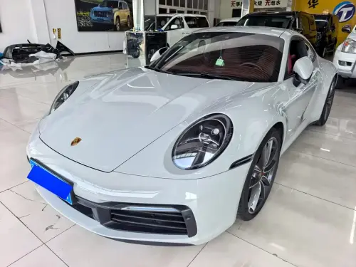 Porsche 911, 2024