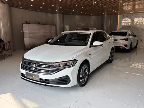 Volkswagen Sagitar, 2022