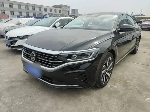Volkswagen Passat, 2024