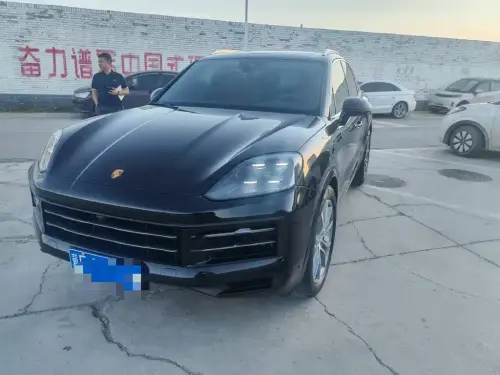 Porsche Cayenne, 2023