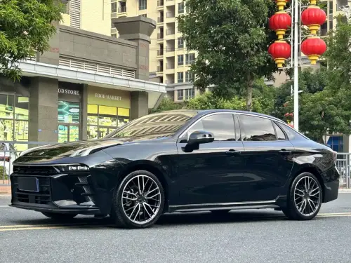 Lynk & Co 03, 2025