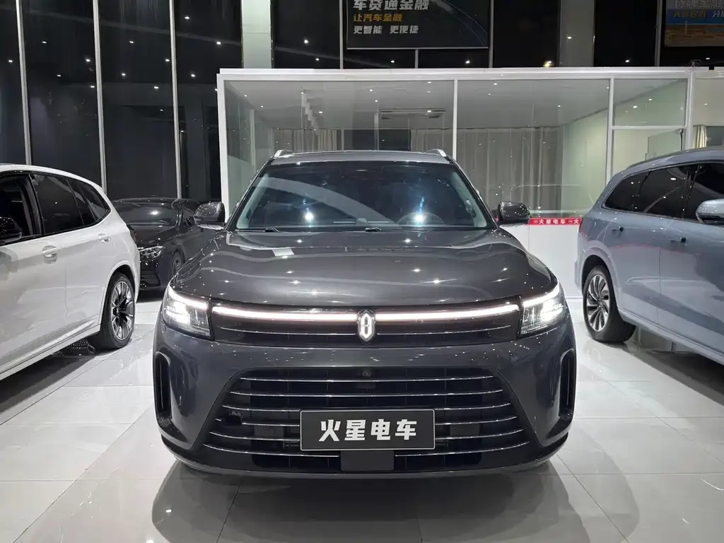 AITO M7, 2023
