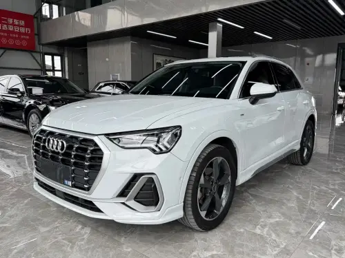 Audi Q3, 2023