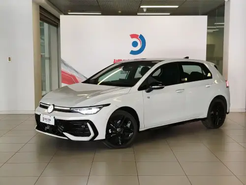 Volkswagen Golf, 2025