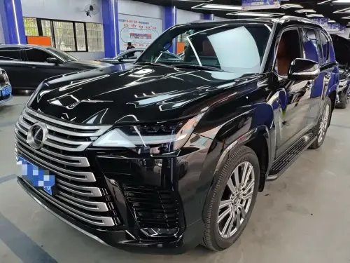 Lexus LX, 2025