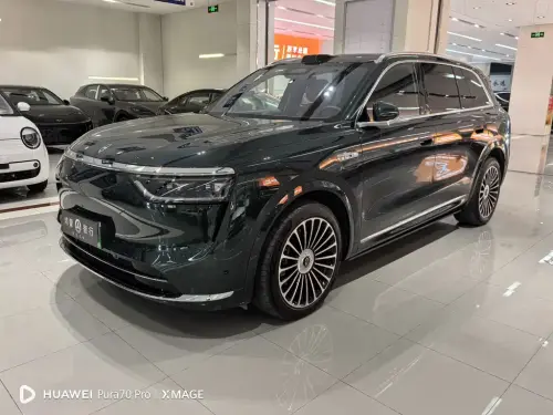 AITO M8, 2025