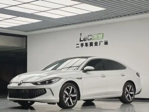 Volkswagen Lamando, 2023