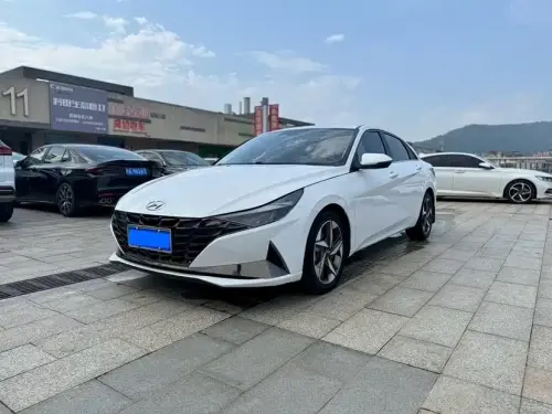 Hyundai Elantra, 2021