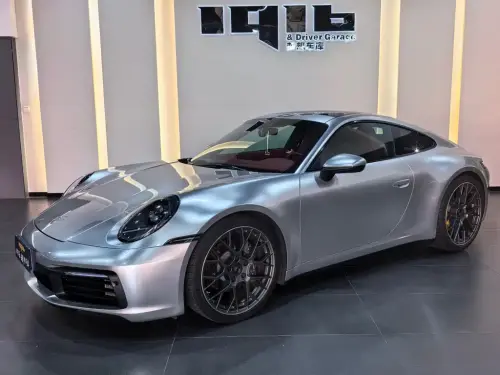 Porsche 911, 2024