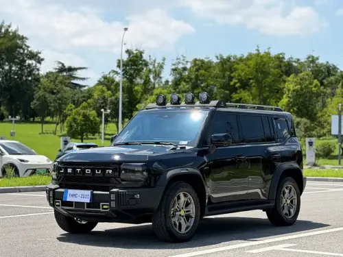 Jetour Traveler, 2023