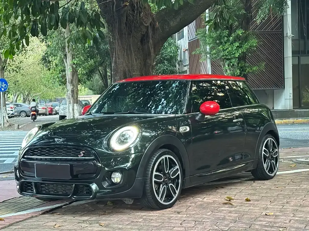 Mini MINI, 2020