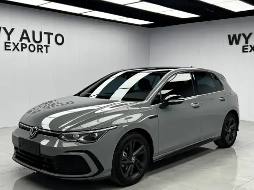 Volkswagen Golf, 2022