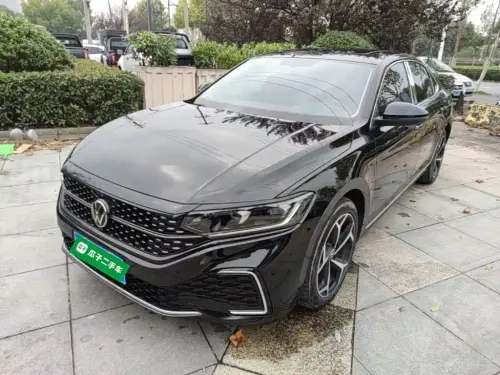 Volkswagen Passat, 2024