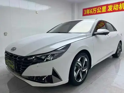 Hyundai Elantra, 2021