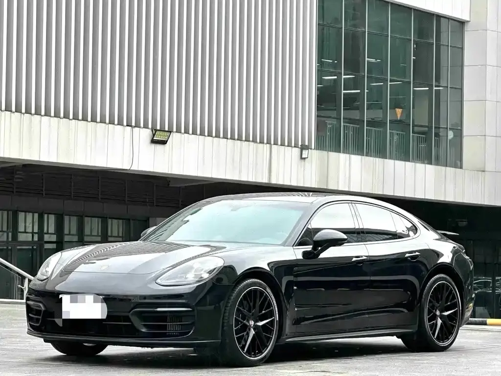 Porsche Panamera, 2021