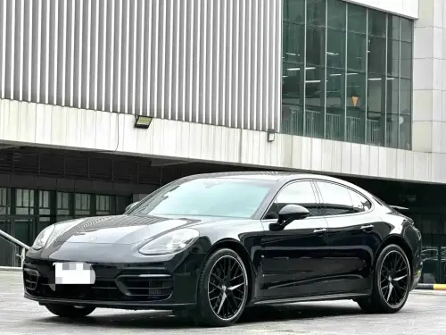 Porsche Panamera, 2021