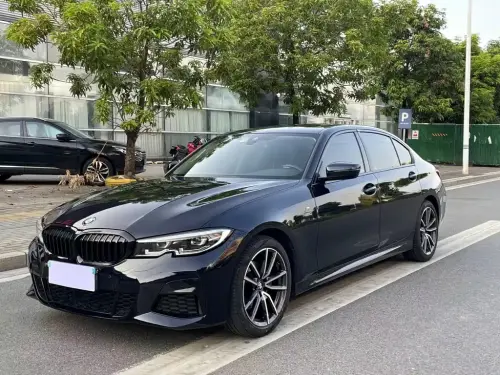 BMW 3-Series, 2022