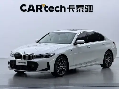 BMW 3-Series, 2022