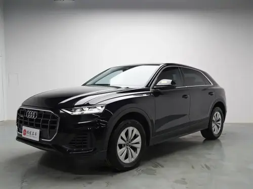 Audi Q8, 2022
