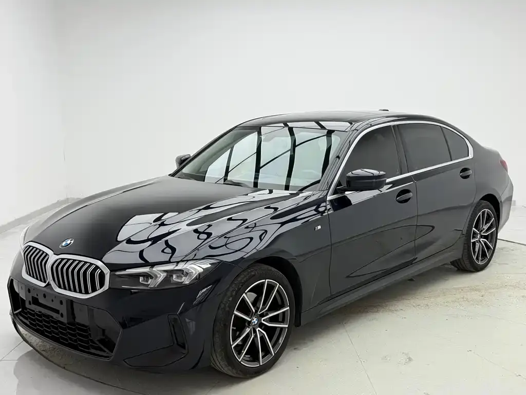 BMW 3-Series, 2023