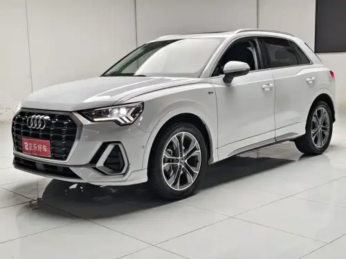 Audi Q3, 2021